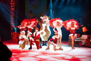 Spektakuläre Eislauf-Shows faszinieren die Besucher @ Blochberger Eisproduktion