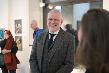 „Intime Distanzen“: Stefan Nützel mit mutiger Ausstellung