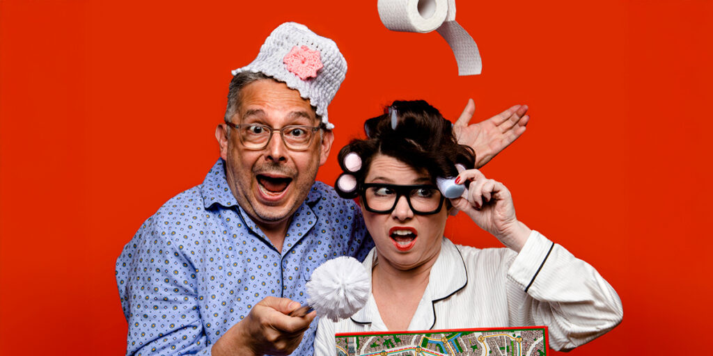 Eine rasante Agentenjagd im Pyjama wird Ende Mai im kleinen Studio geboten. © Gloria Theater