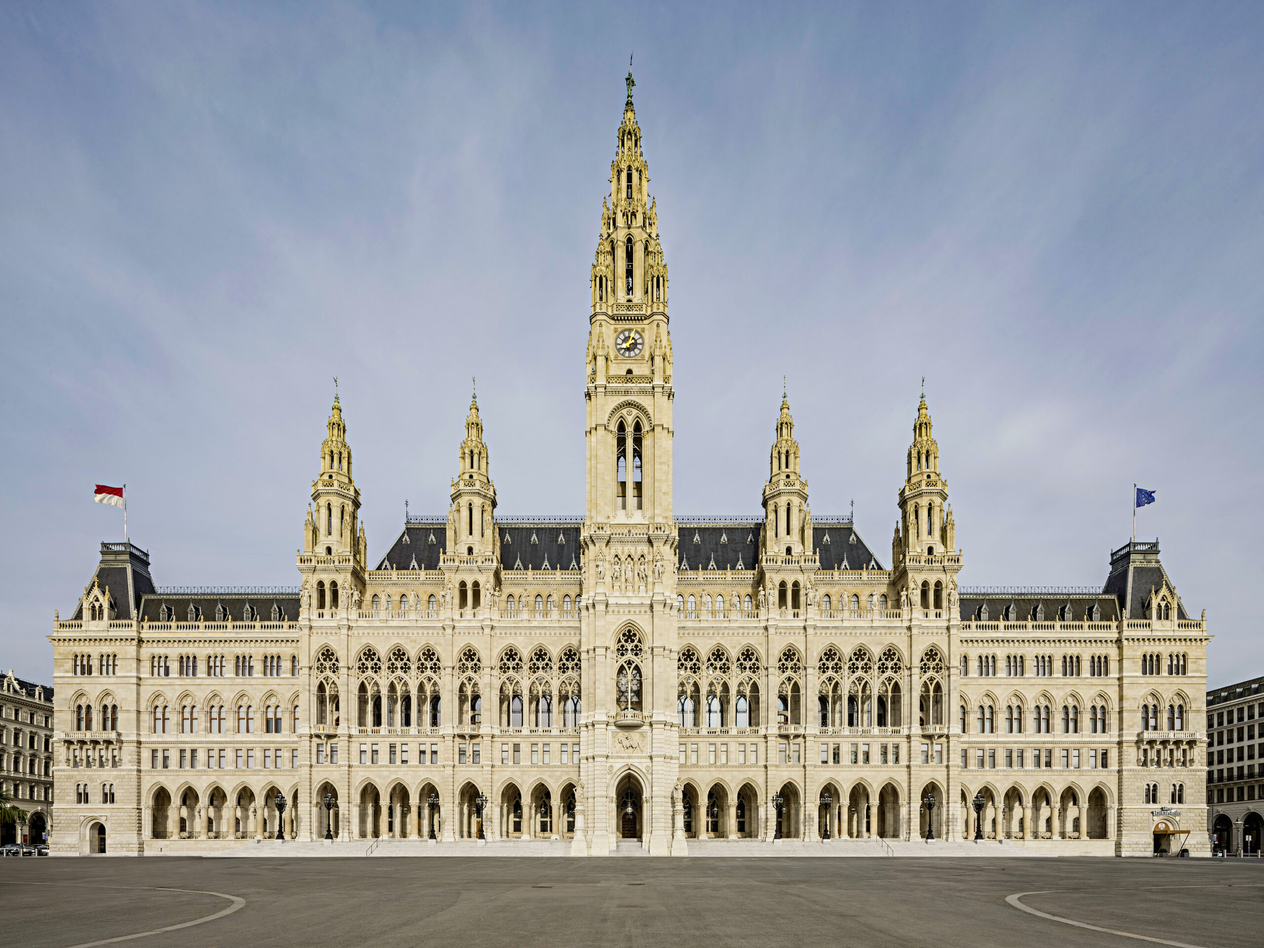 Monument der Stadt: Ausstellung rückt Rathaus in den Fokus
