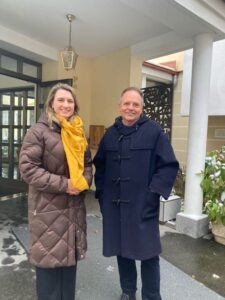 BV Johanna Zinkl mit Gemeindemitglied Alexander Kaiser © BV 13