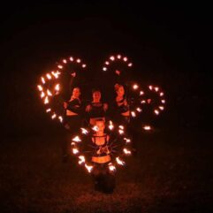 Zeitreise: Mittelalterlicher Adventmarkt im Schlosspark