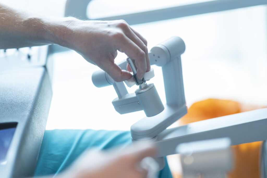 Um die Technologie bestmöglich zu nutzen, durchläuft das OP-Team der Klinik Landstraße ein strukturiertes Ausbildungsprogramm. © Wr. Gesundheitsverbund-Bubu Dujmic