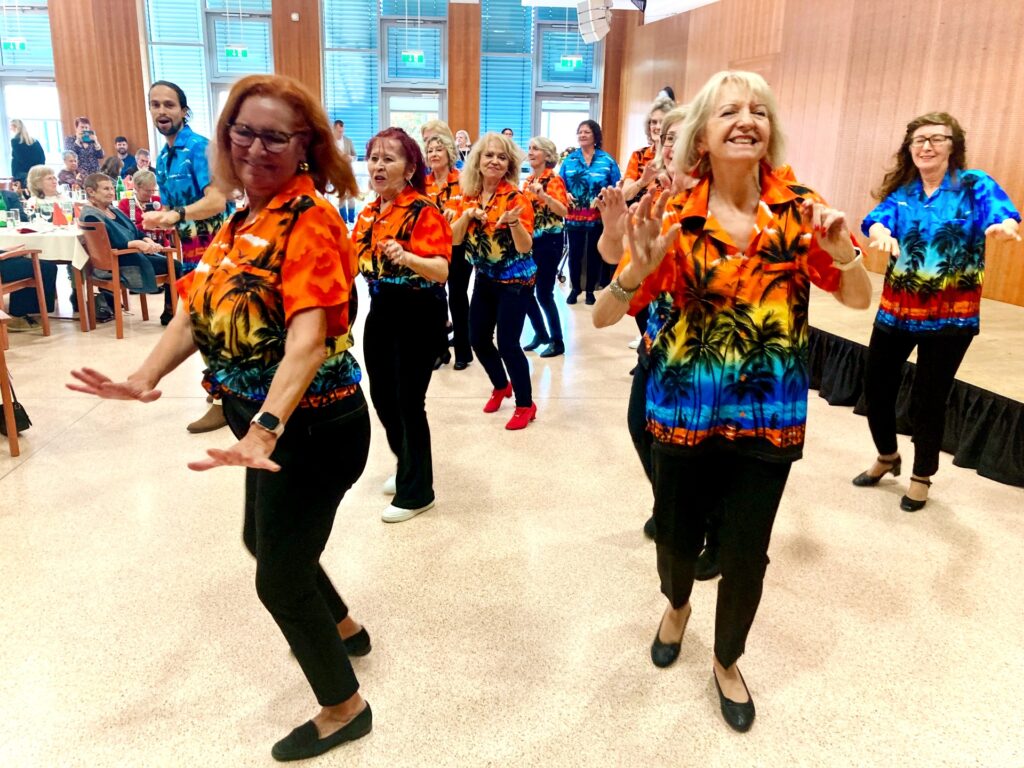 Eine Tanzgruppe der Pensionist*innenklubs für die Stadt Wien.
