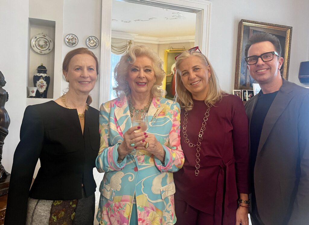 Irmtraud Rossgatterer, Birgit Sarata, Manuela Hofbauer-Paganotta und Chris Lachmuth