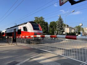 Schranken hoch für eine “schönere” Verbindungsbahn