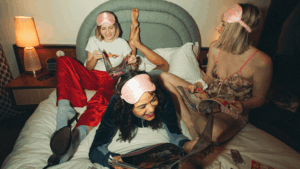 Wiener Techno-DJs liefern den Soundtrack für eine Nacht ohne Pausenknopf. © Lena Harrer