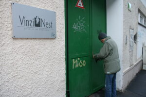 Hilfsangebote wie das VinziNest oder das WinziDorf Wien bieten Armutsbetroffenen einen Ort der Sicherheit. © VinziWerke
