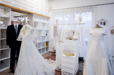 “Ja” sagen: Volkshilfe Vintage-Shop eröffnet Hochzeitscorner