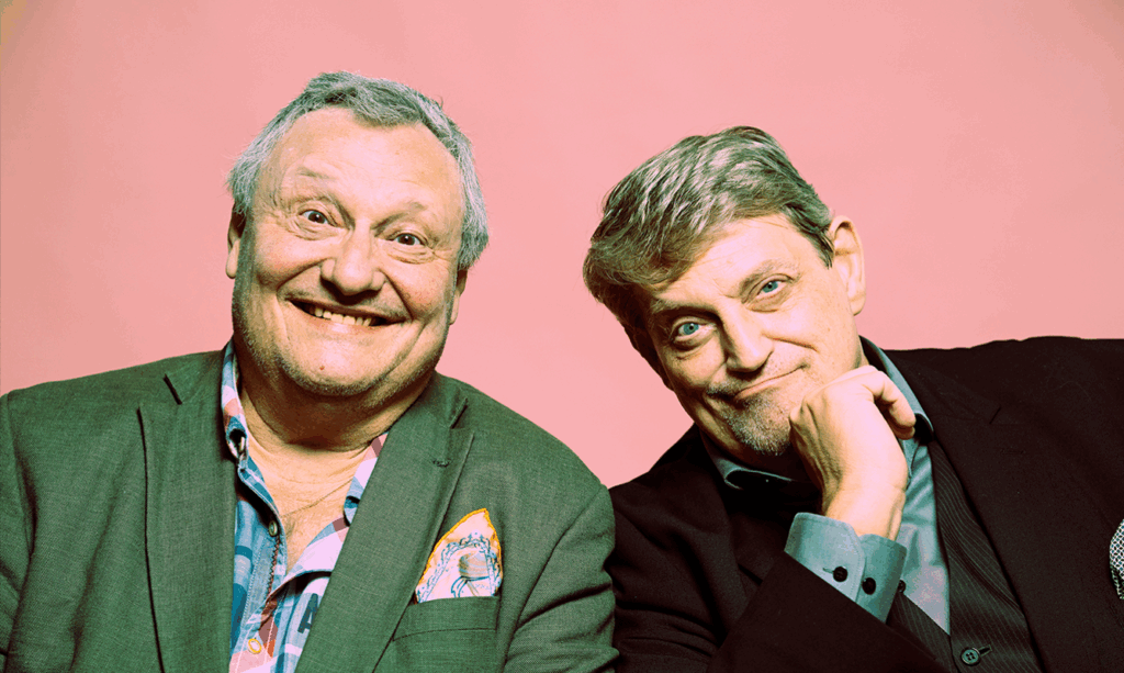 Prokopetz und Chmelar, die ältesten "Nachwuchskabarettisten" des Landes, ihre schönsten und blödesten Anekdoten mit Promis und VIPs aus. © Lukas Beck