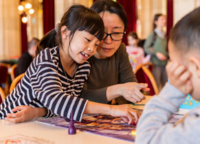 Würfeln, hochleveln, gewinnen: Rathaus als Spiele-Paradies