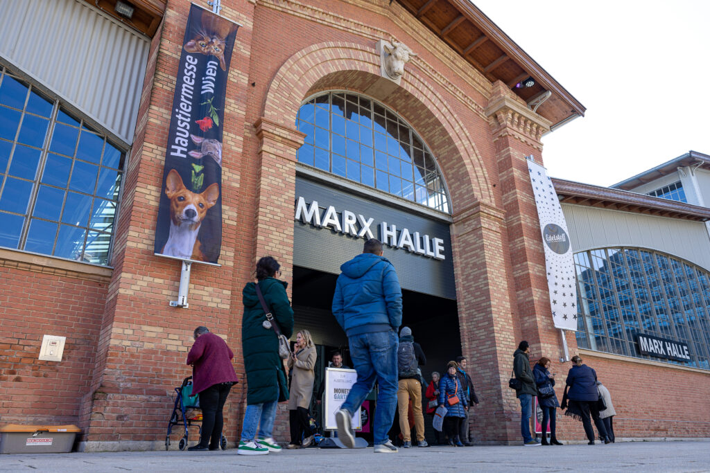 Über 230 Aussteller nehmen an der Messe in der Marx Halle teil.. © EXOTICA Veranstaltungen GmbH/APA-Fotoservice/Schedl