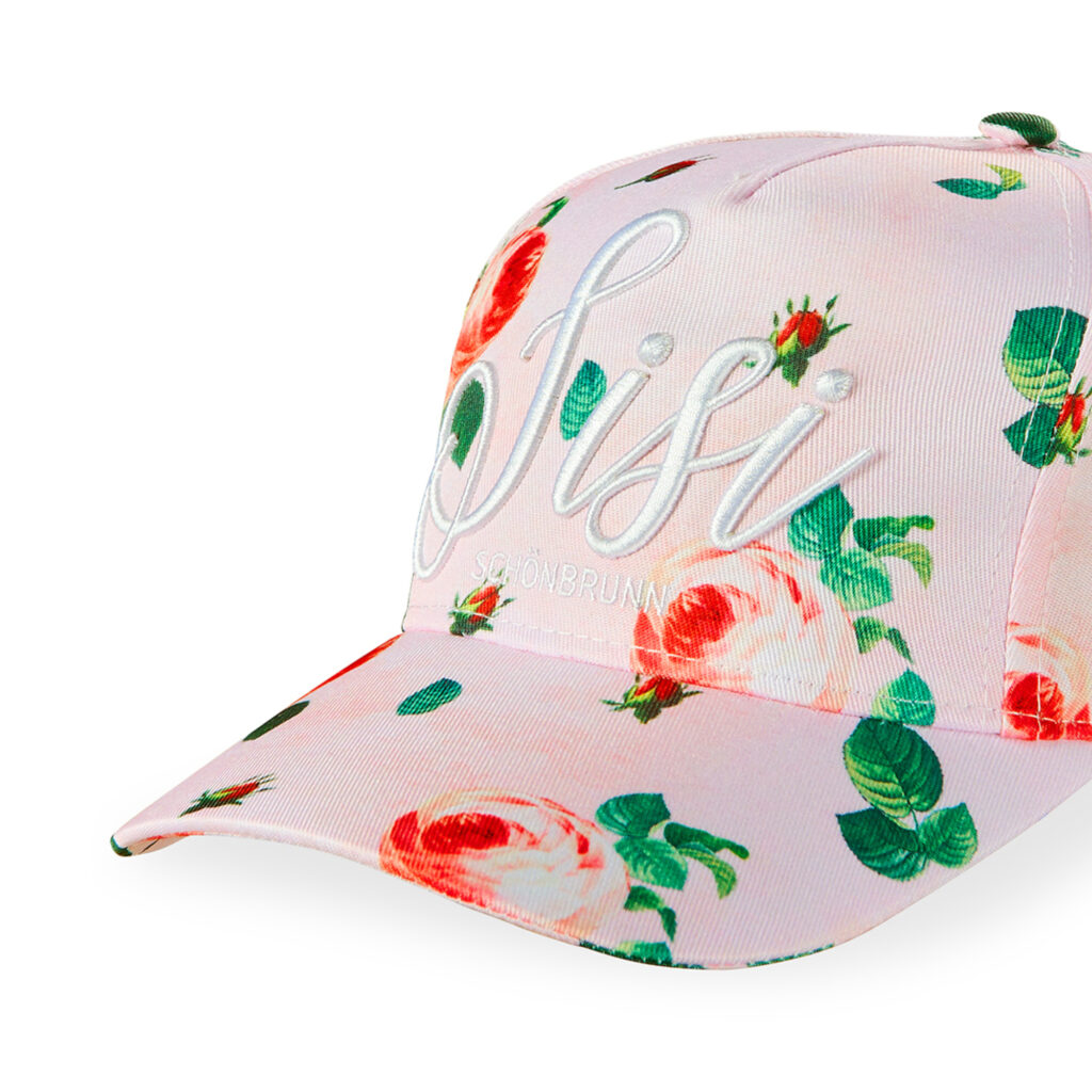 Sisi Kappe mit Rosen aus dem neuen Online-Shop. © Schönbrunn Group