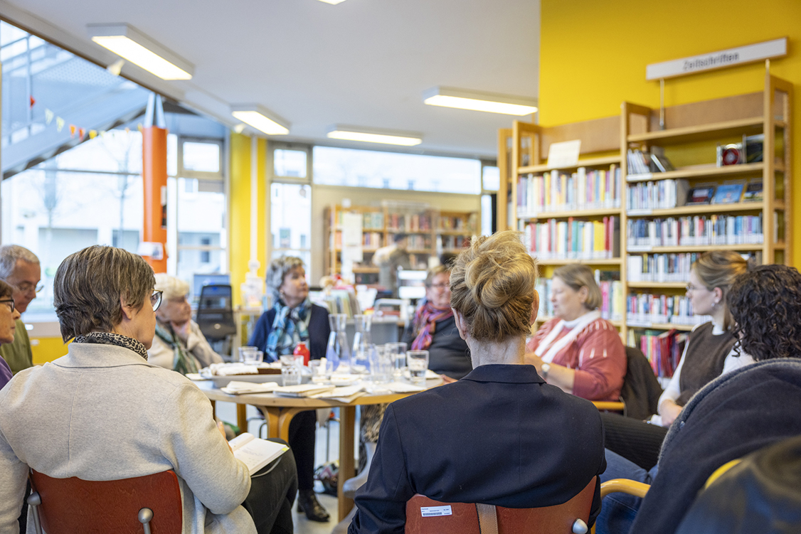 In Favoritner Büchereien darf erstmals gesprochen werden