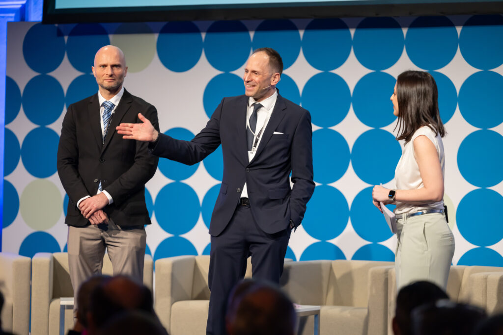 Rund 300 Stakeholder, das AI:AT-Konsortium und europäische AI Factories diskutierten souveräne KI, EuroHPC-Zugang und Umsetzung. © AI:AT/Krisztian Juhasz 