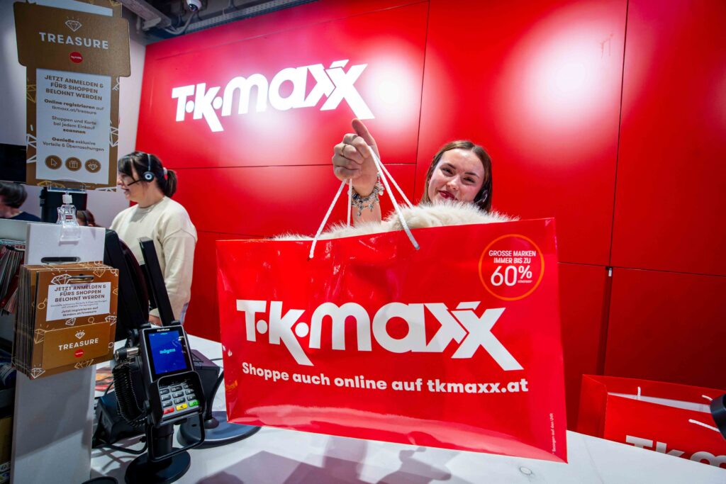 Bis zu 60 Prozent reduzierte Markenware: So macht Shopping Spaß. © TK Maxx