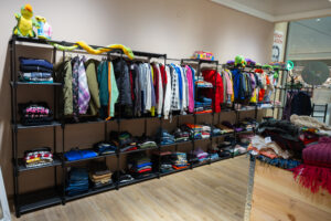 Modern, gepflegt und leistbar – so präsentiert sich das Sortiment im Henry-Laden im Huma Eleven. © WRK/Holly Kellner