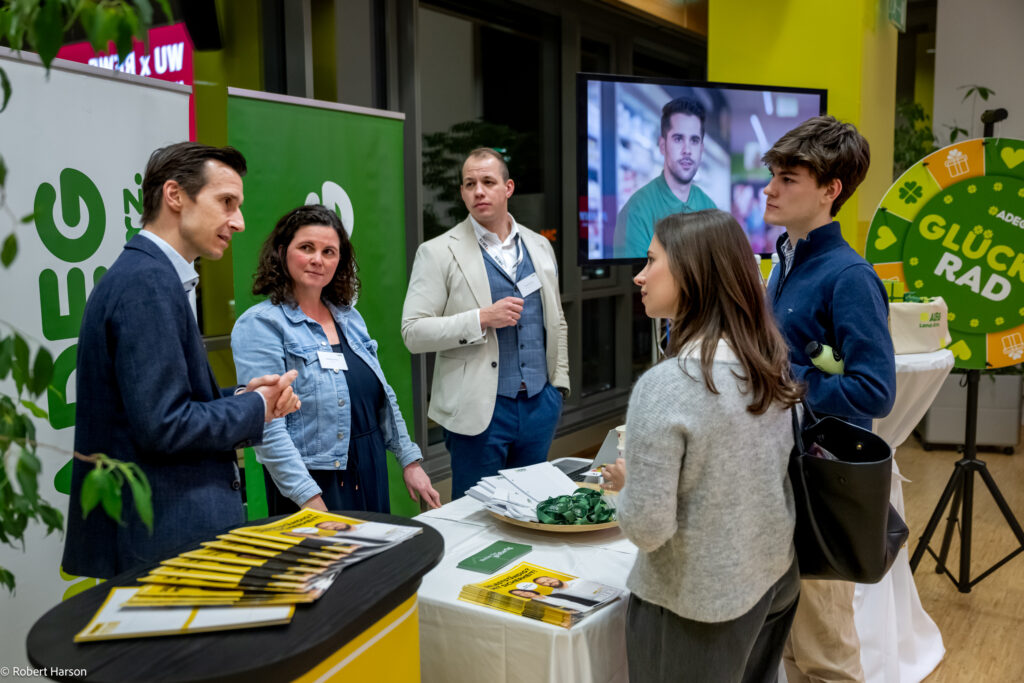 Kennenlernen, austauschen: der Auftaktabend zur neuen Kooperation zwischen der WU Wien und REWE Group. © REWE International AG/Robert Harson