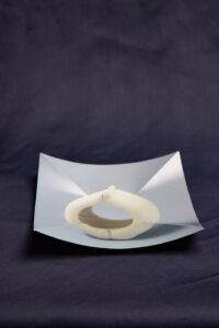 Elegante Schale aus Papier