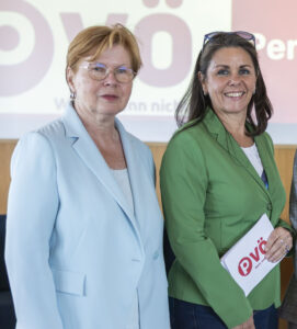 Von Frauen für Frauen: Ilse Fitzbauer, Mitglied des Landesvorstands und Frauenbeauftragte des PVÖ-Wien, und Michaela Sramek, MSc, Landesgeschäftsführerin PVÖ-Wien. © PVÖ-Wien/Bubu Dujmic