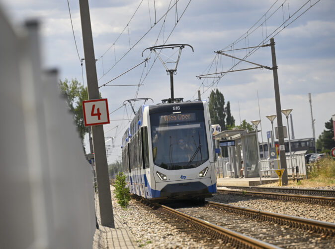 Badner Bahn: Große Modernisierung startet zu Ostern