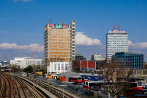 Street Art startet neue Ära am APA-Turm in Döbling