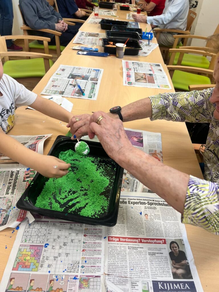 Bunter Osterbesuch der Kinderfreunde im Haus Atzgersdorf