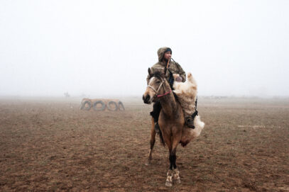 Ein Jahr unterwegs: Wiener Paar fährt mit Bus bis nach China