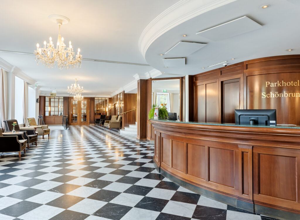 Parkhotel Schönbrunn Lobby