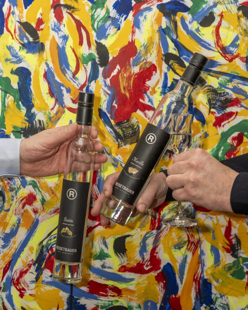 Auch Qualitätsbrände von Hans Reisetbauer gehören zum genussvollen Abend. © &Social 