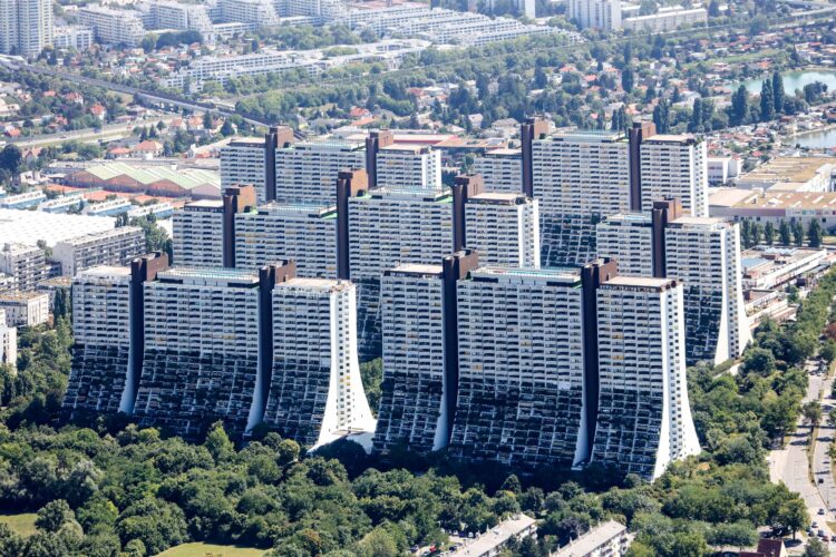 Happy Birthday, Wohnpark Alt-Erlaa: Thermische Sanierung startet