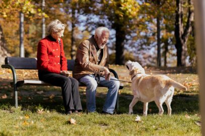 Mehr Lebensfreude im Alter dank Hund, Katze & Co.