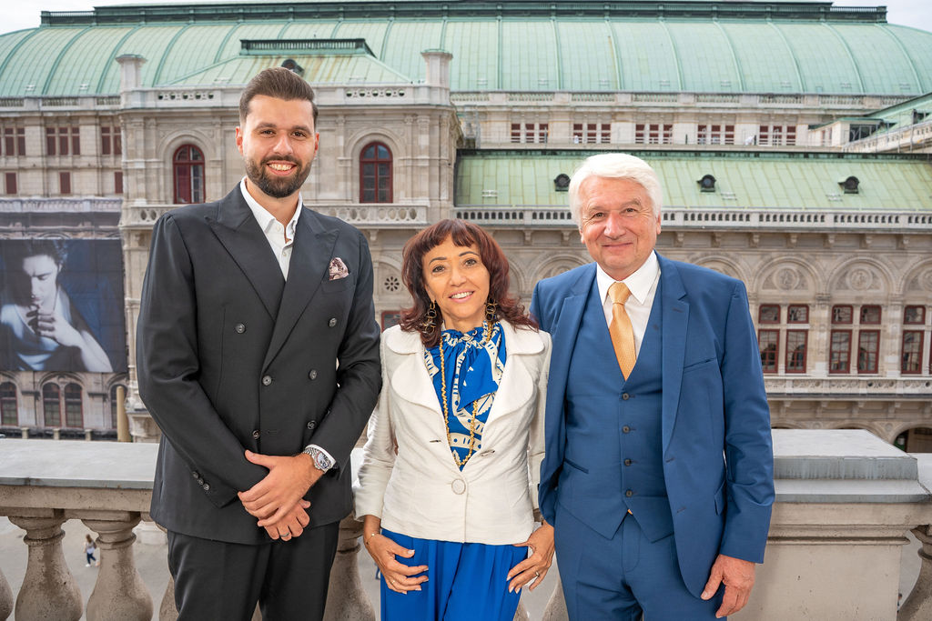 Leidenschaft für Mozart im Blut: Philipp. Maria und Gerald Grünbacher. © ALBA Commuications/C. Niederhammer