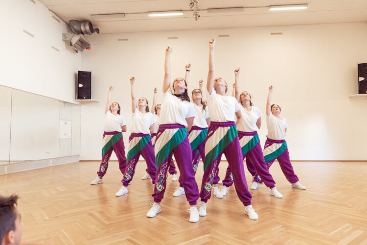 Leopoldstadt tanzt: „United by Dance“ im Gemeindebau