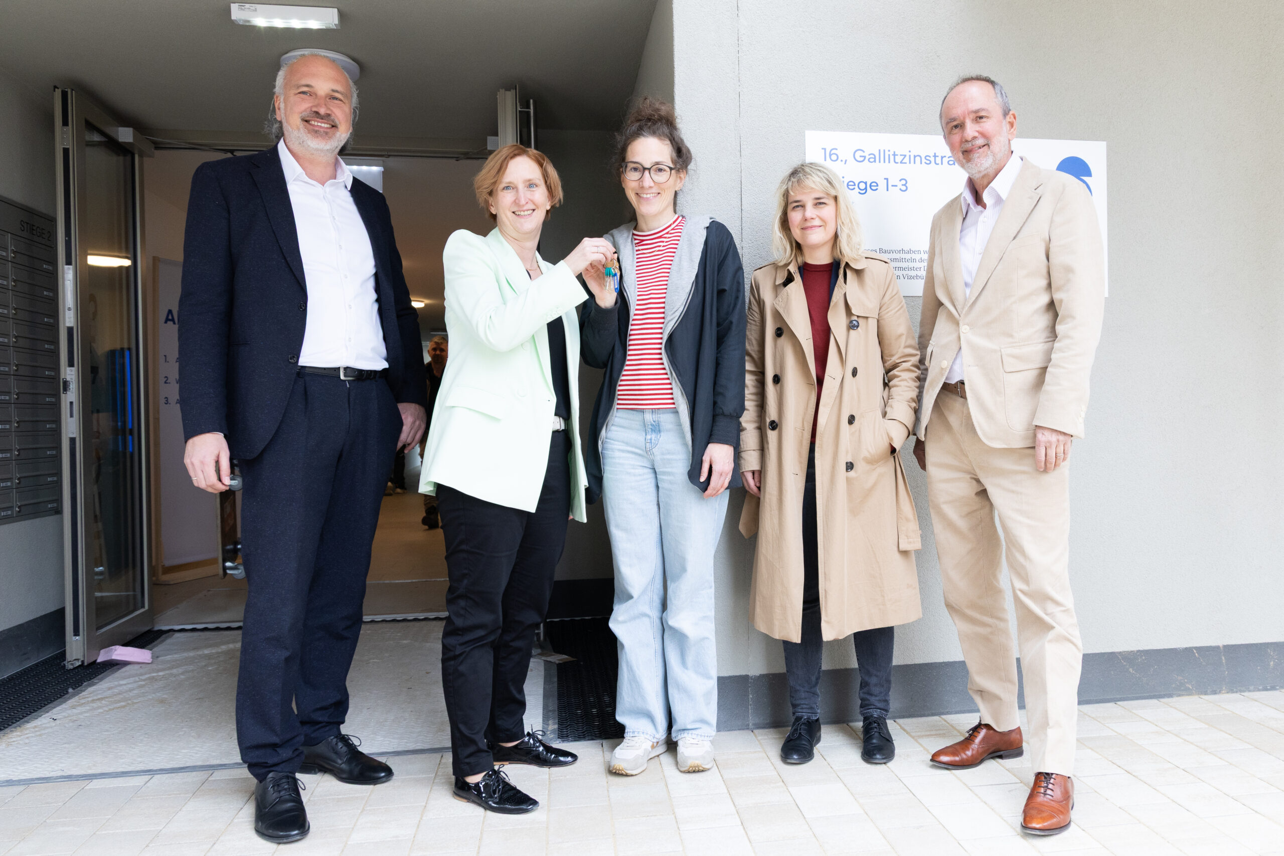 Schlüsselübergabe in Ottakring: Wohnen am Gallitzinberg