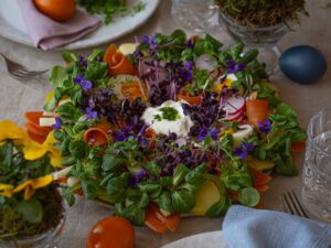 Frühlingssalat mit Karottenlachs © Cornelia Seirer/Die Umweltberatung