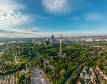 Sommer am Donauturm: Jetzt locken Garten, Pizza und Eis