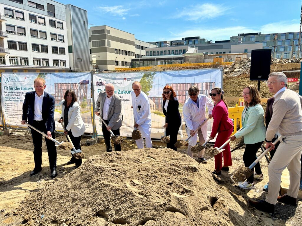 Christoph Wenisch, Evelyn Kölldorfer-Leitgeb, Sabine Schmaldienst, Michael Lischent, Jing Hu und Andrea Mautz (v.l.) @ BV 10
