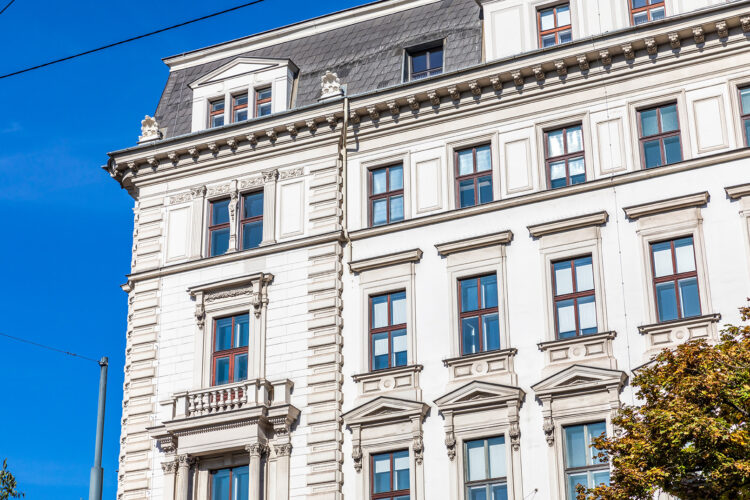 Hinter den Kulissen: Wie Immobilienbetrieb wirklich läuft