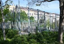 Schussfest: Ballkäfige im Schubertpark saniert! Der bereits sanierte Ballkäfig im Schubertpark (Bild: BV 18).