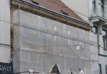 Bezirk setzt Sanierung des Problem-Hauses durch Nach 15 Jahren tut sich was beim bekanntesten Problem-Haus des 7. Bezirks (Bild: BV Neubau).