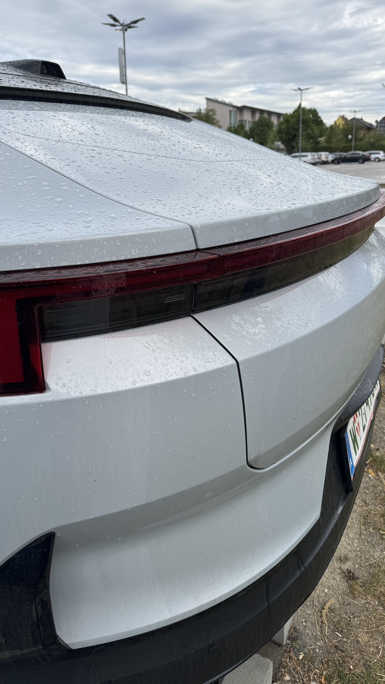 Polestar 4