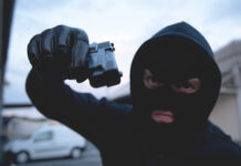 Wiener Masken-Bande nach Raub-Serie gefasst!