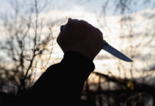 Messer-Drama im Park um vier Jugendliche Blutiger Abend in einem Favoritner Park (Bild: Istock by Getty Images).