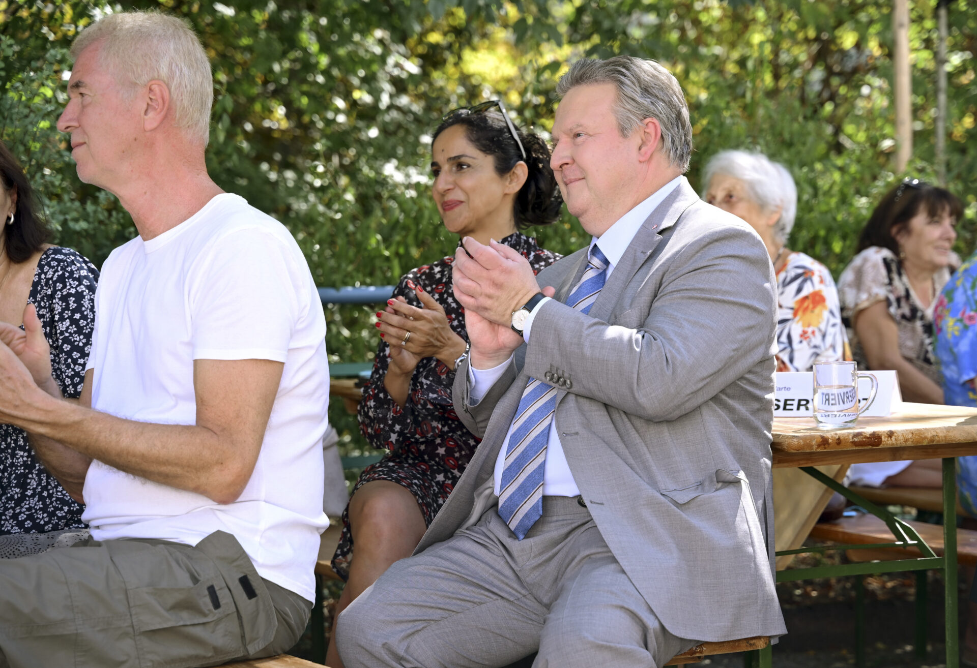 Bürgermeister Ludwig besucht Finale der Gartenkonzerte in den Häusern zum Leben