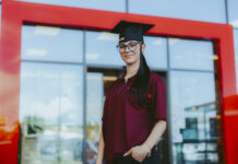 Für (Super-)Märkte werden noch Maturanten gesucht! Es wartet eine 2-jährige Ausbildung mit Auslandspraktikum, Top-Gehalt und echten Karrierechancen. @ Spar/Schreiber