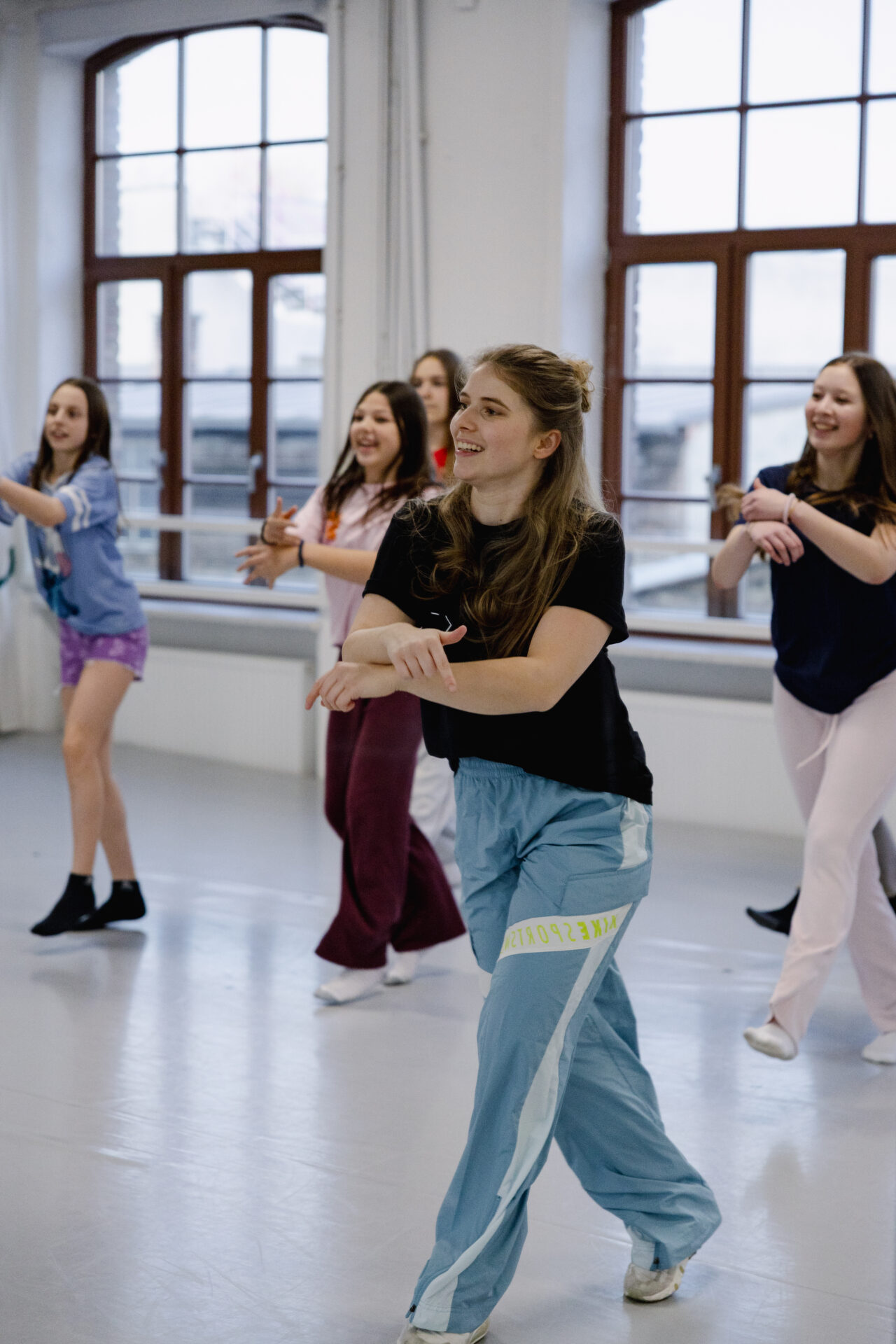 Nadine Studeny, Diamonds Dance-loft