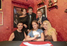 Magie zum Greifen nah: Neuer Zaubertisch im Prater Table Magic