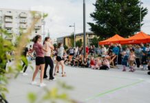 Dieses Fest wird aus Nachbarn echte Freunde machen Musik, Tanz, Mitmachaktionen und ein Tauschmarkt warten in Atzgersdorf © Dutkowski