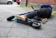 Doppelter E-Scooter-Wahnsinn: Schwerverletzte! Schwere Verletzungen durch E-Scooter-Unfälle (Bild: Istock).